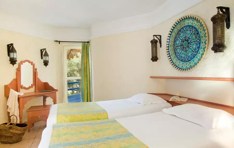 Club_Med_turquie_Europe___Cotes_Mediterraneennes_Kemer_37444-chambre3