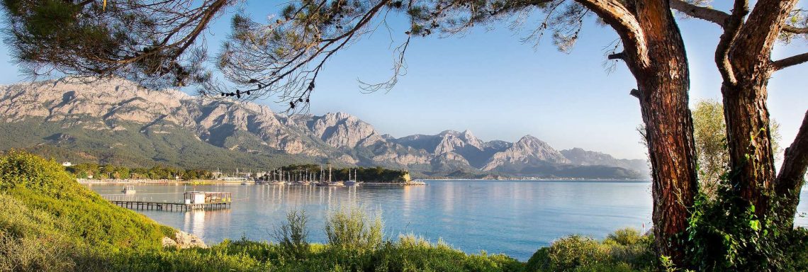 Club Med Kemer, en Turquie - Photo de la nature verdoyante et montagnarde des monts Taurus