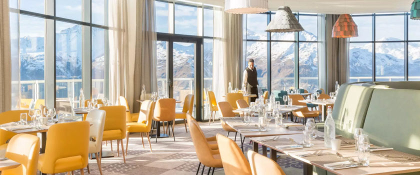 Club Med Arcs Panorama, en France - L'intérieur d'un des restaurants du complexe
